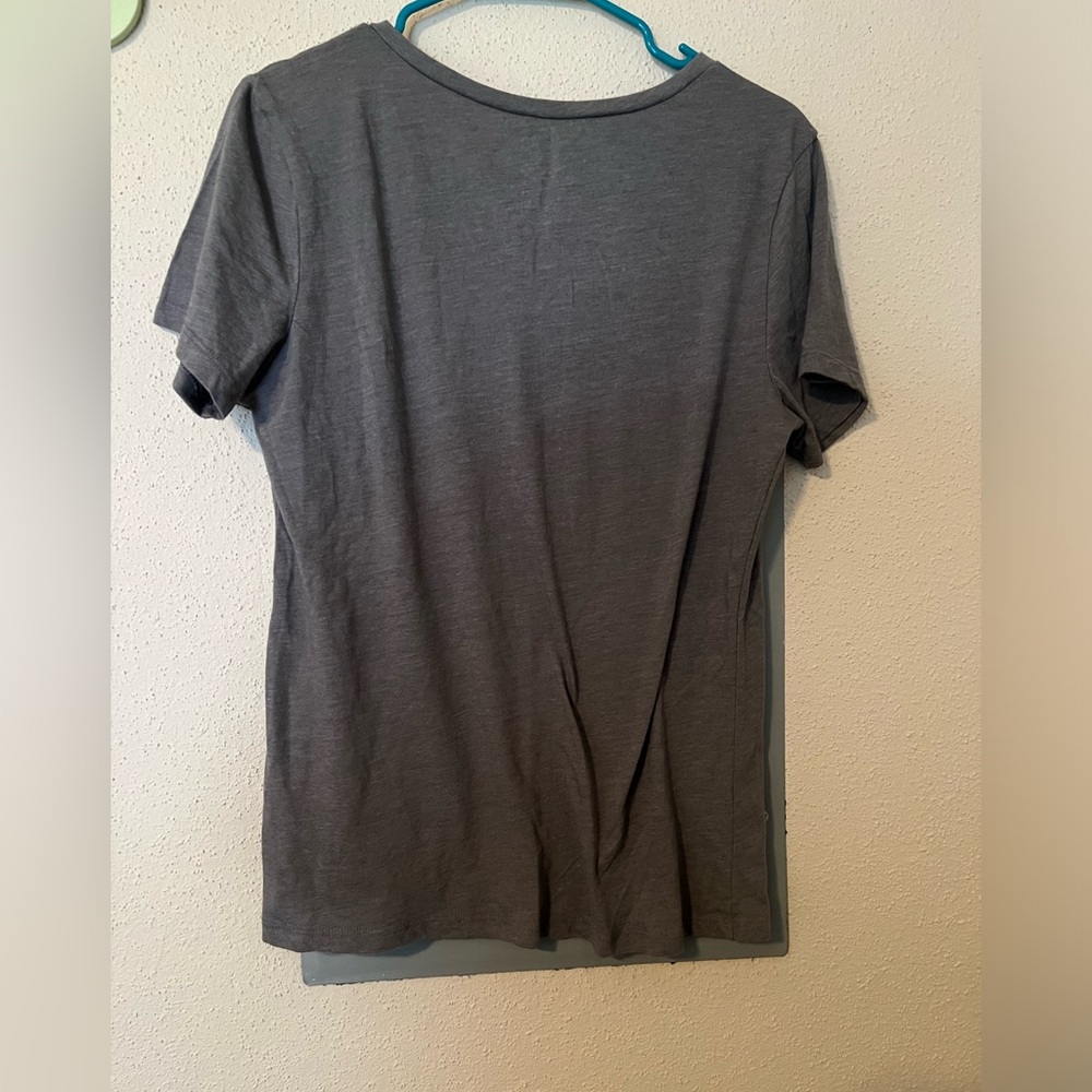 Chiefs Tee - Picture 2 of 2